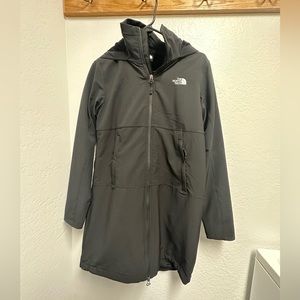 Women’s North Face Shell Jacket-Size M